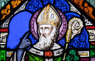A mérges kígyókkal hadakozó Szent Patrik miatt borul zöldbe Írország
