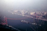 Az épülő Erzsébet híd a Gellérthegyről fotózva <br /><i>Fotó: Fortepan</i>