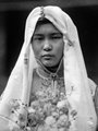 Kínai menyasszony virágcsokorral (1919)