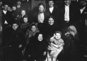 Egy Magyarországról érkezett család az Ellis-szigeten